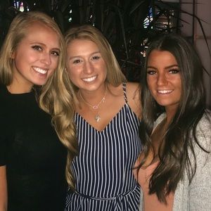 Meet your Posher, Becca